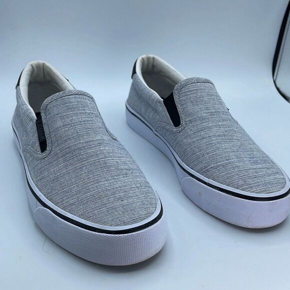 Lugz size 8.5 woman’s clipper classic slip on - Picture 1 of 11